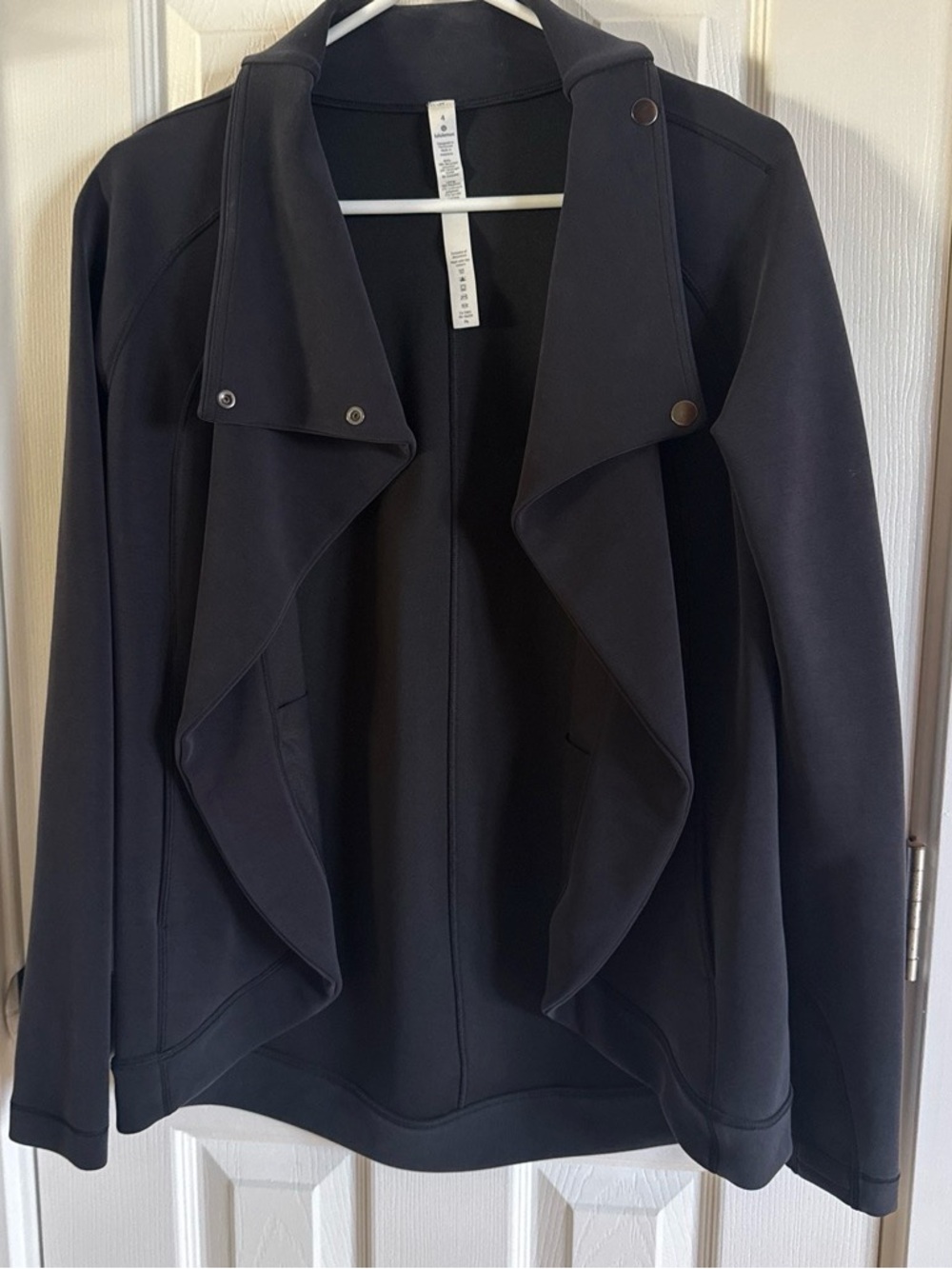 Lululemon Rulu Rally Jacket - size 4, black